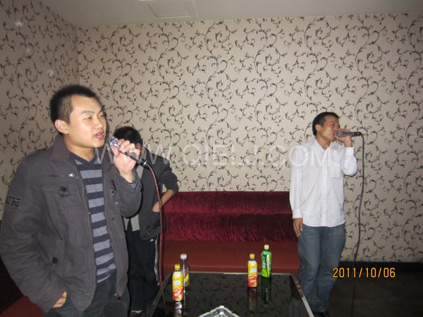 2011年10月，鄭州企鵝糧油機(jī)械有限公司--外貿(mào)部，十一國慶節(jié)團(tuán)體活動！(圖5)