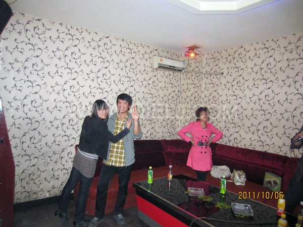 2011年10月，鄭州企鵝糧油機(jī)械有限公司--外貿(mào)部，十一國慶節(jié)團(tuán)體活動！(圖7)